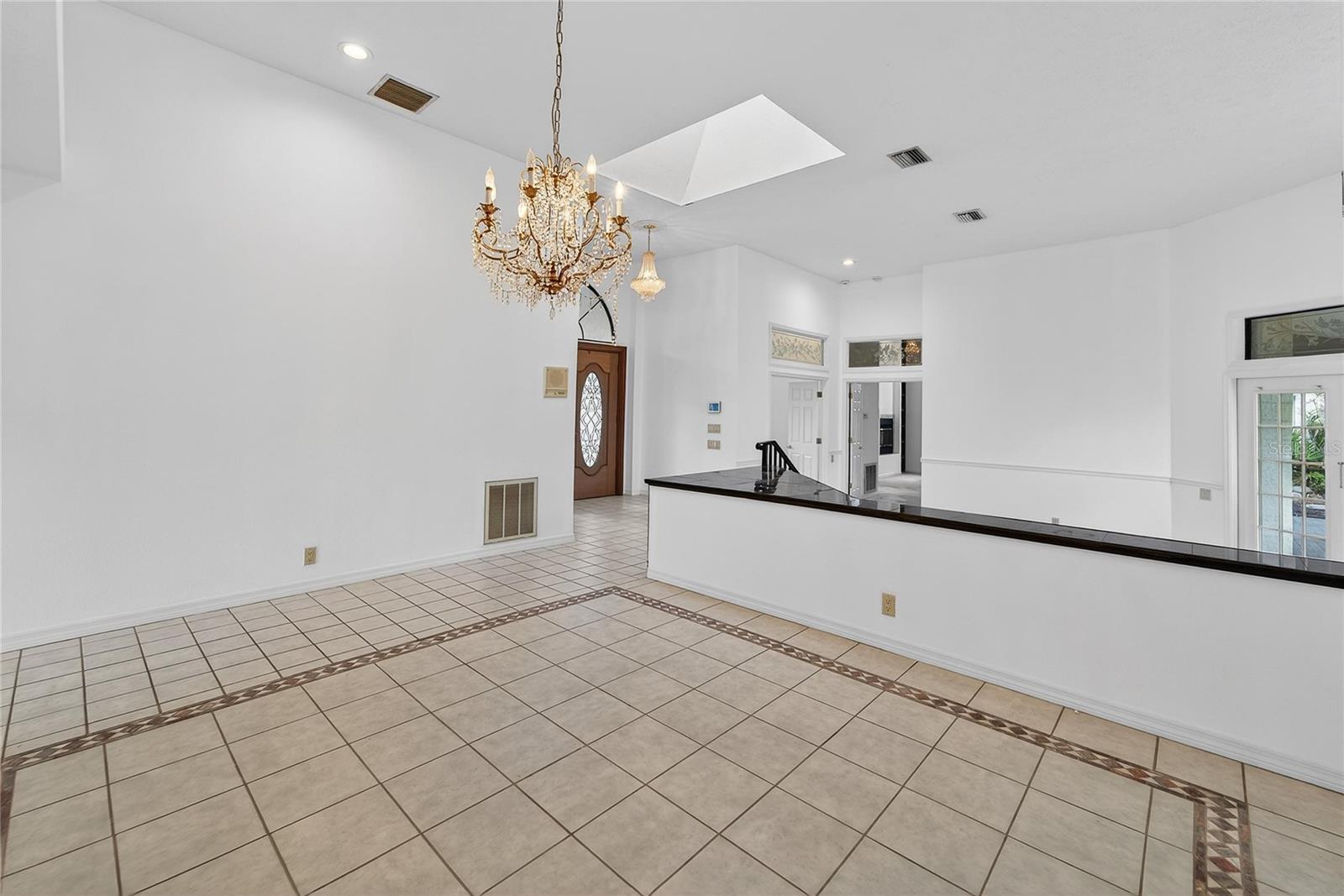 Image 19 of 78 For 2910 Pine Club Drive