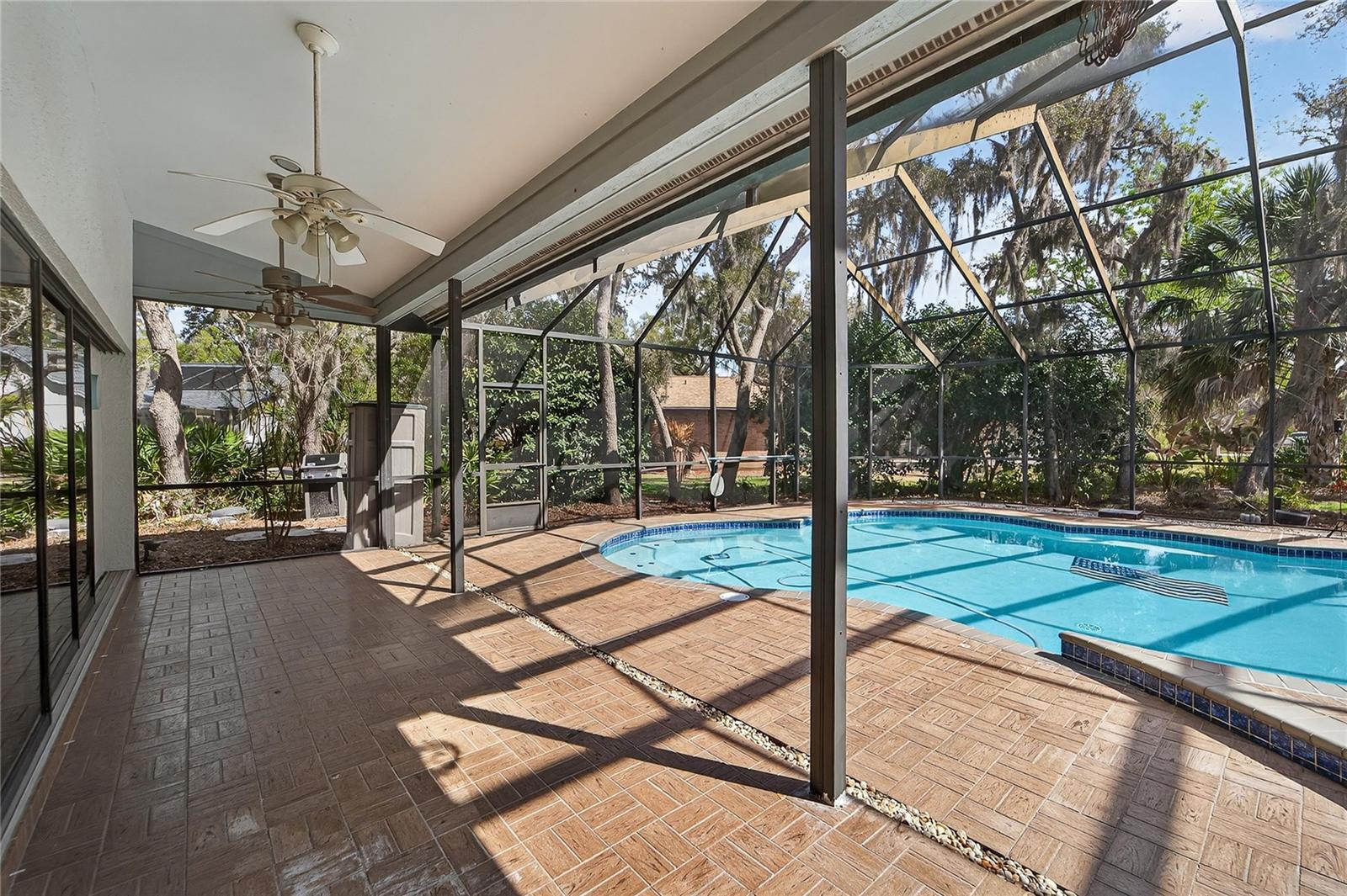 Image 3 of 78 For 2910 Pine Club Drive