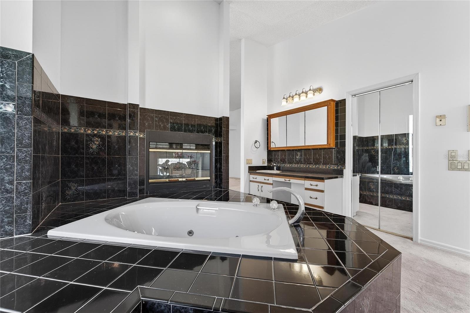 Image 35 of 78 For 2910 Pine Club Drive