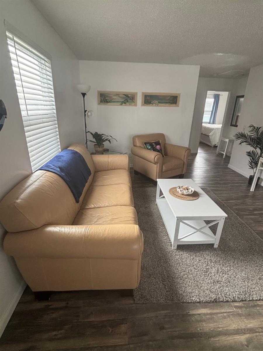 Listing photo id 13 for 115 15th Avenue A