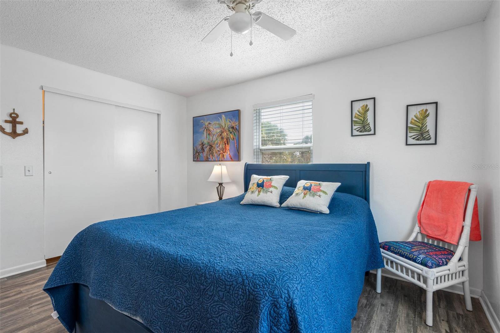 Listing photo id 14 for 115 15th Avenue A