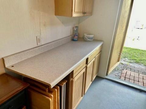 Listing photo id 27 for 115 15th Avenue A