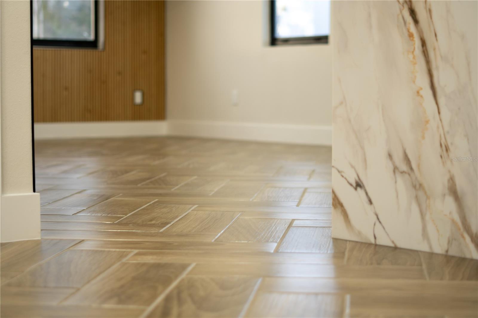 Image 18 of 52 For 12905 Worchester Avenue