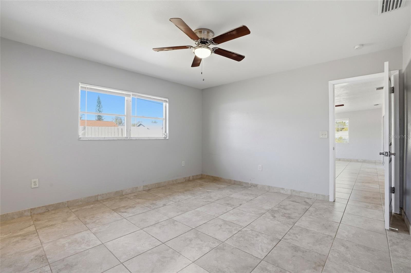 Image 22 of 44 For 6338 21st Street N