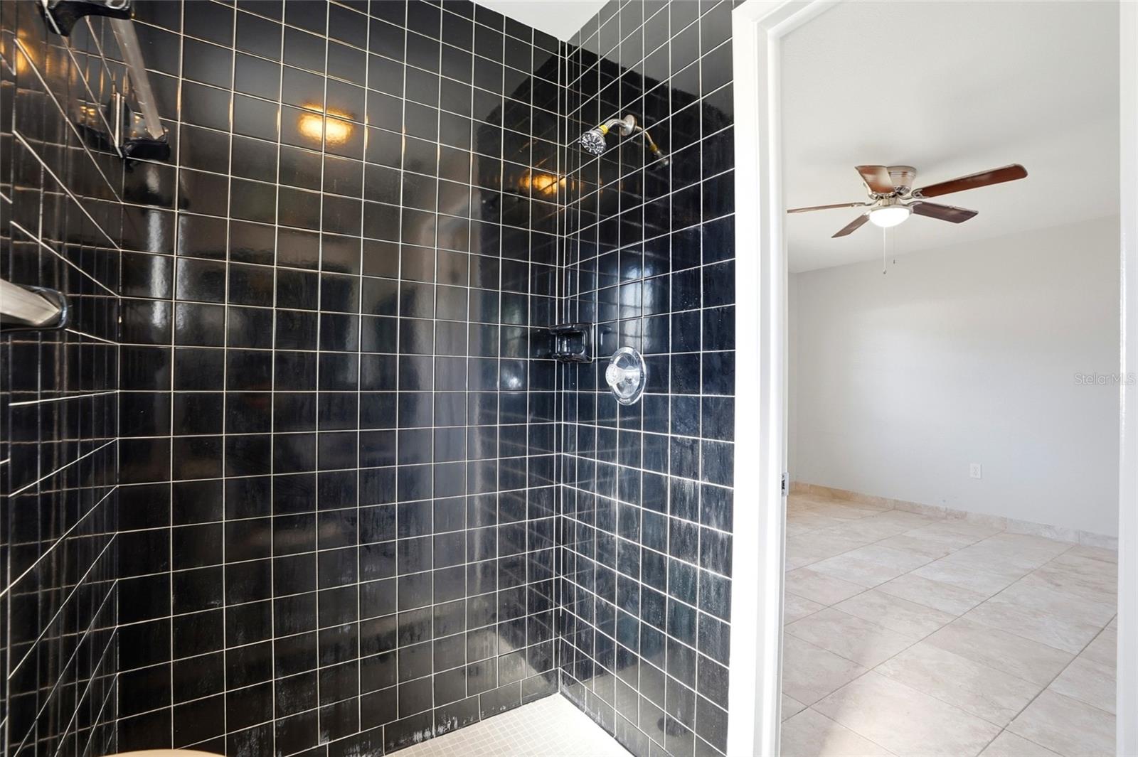 Image 25 of 44 For 6338 21st Street N