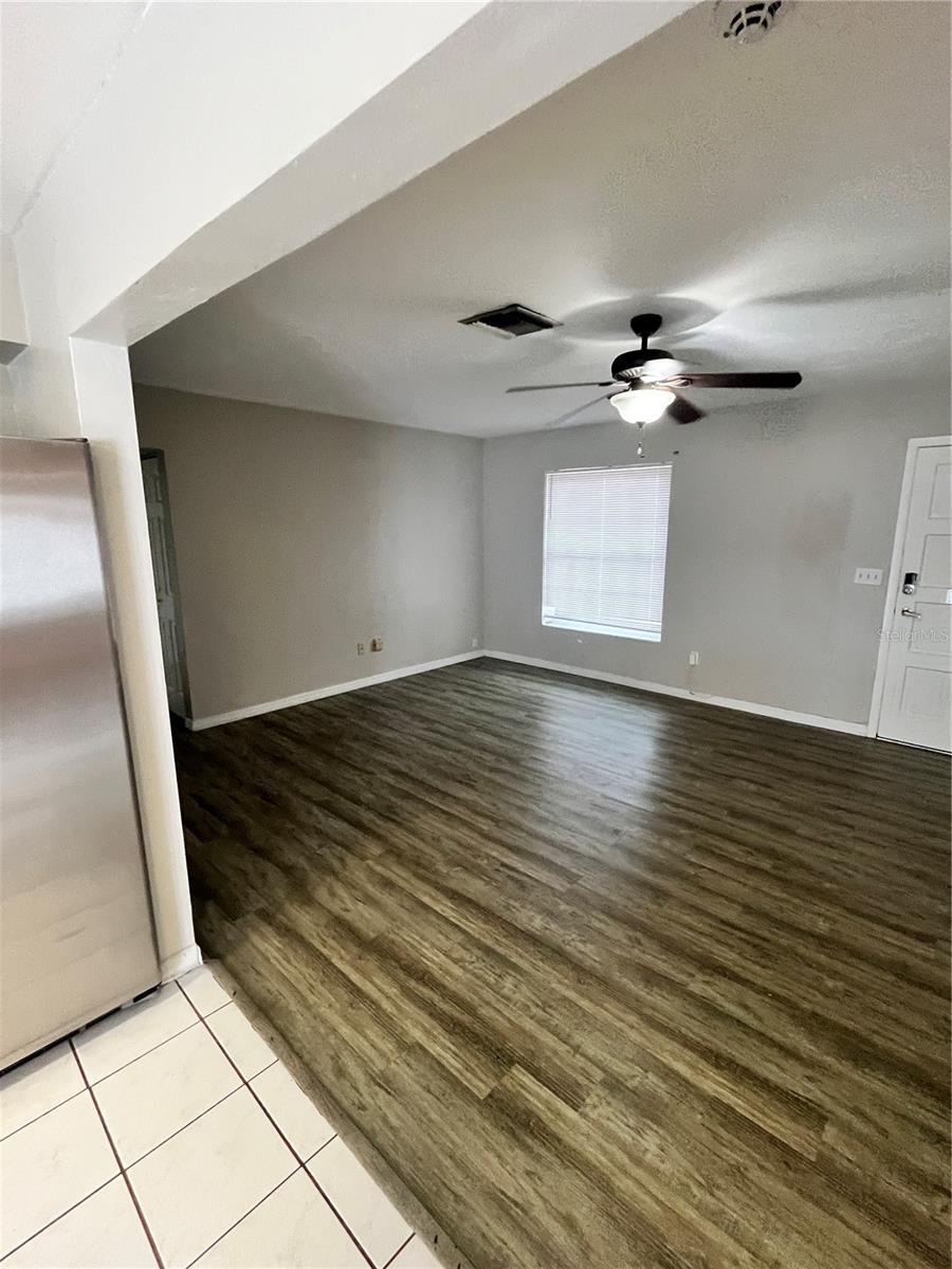 Image 23 of 80 For 1128 Trellis Avenue