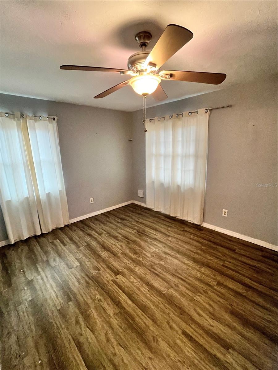 Image 29 of 80 For 1128 Trellis Avenue