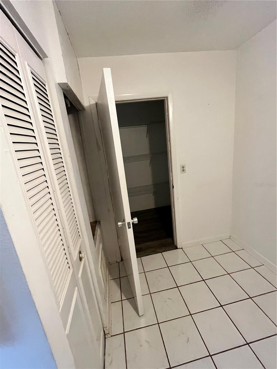 Image 34 of 80 For 1128 Trellis Avenue