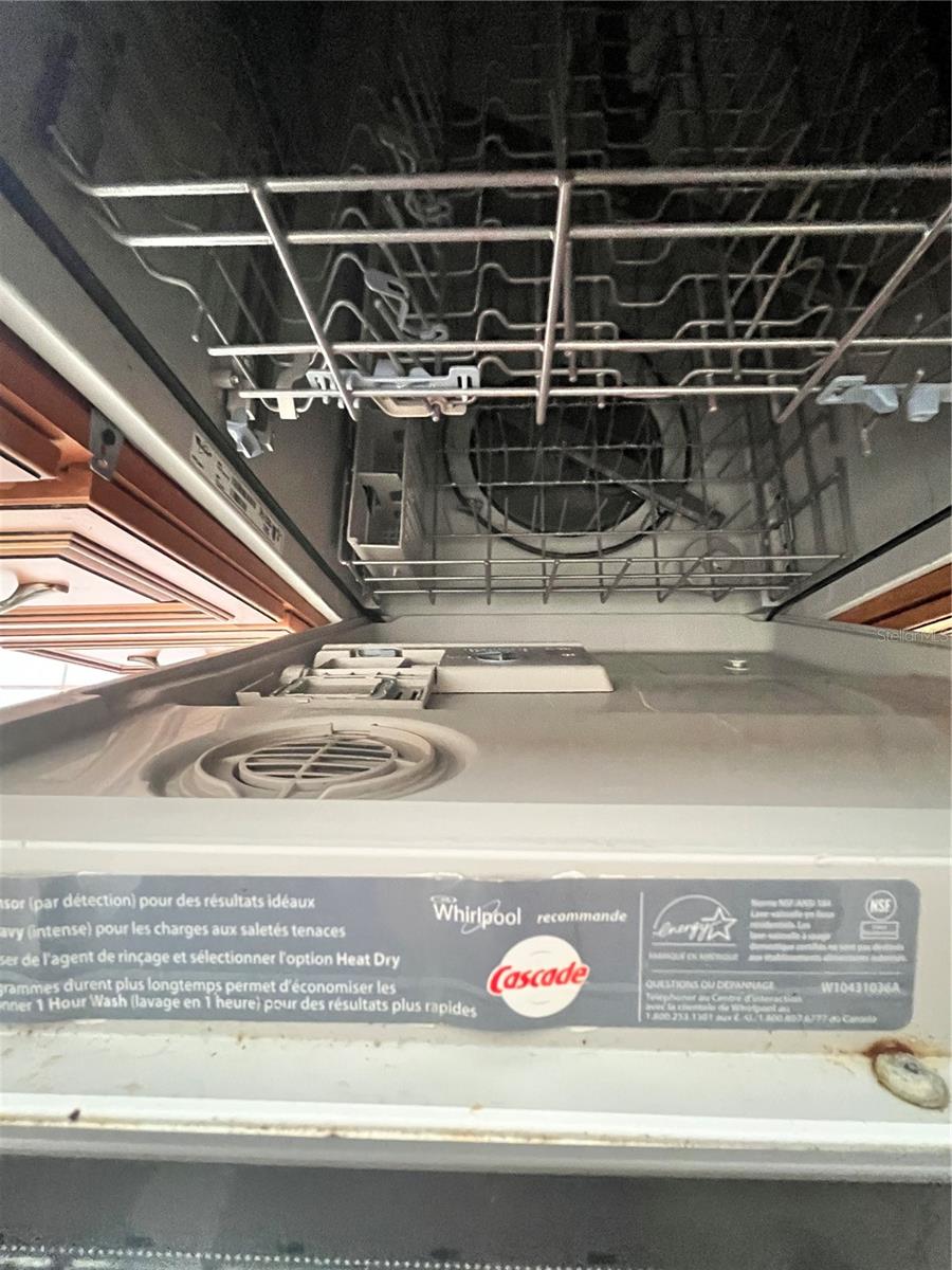 Image 64 of 80 For 1128 Trellis Avenue