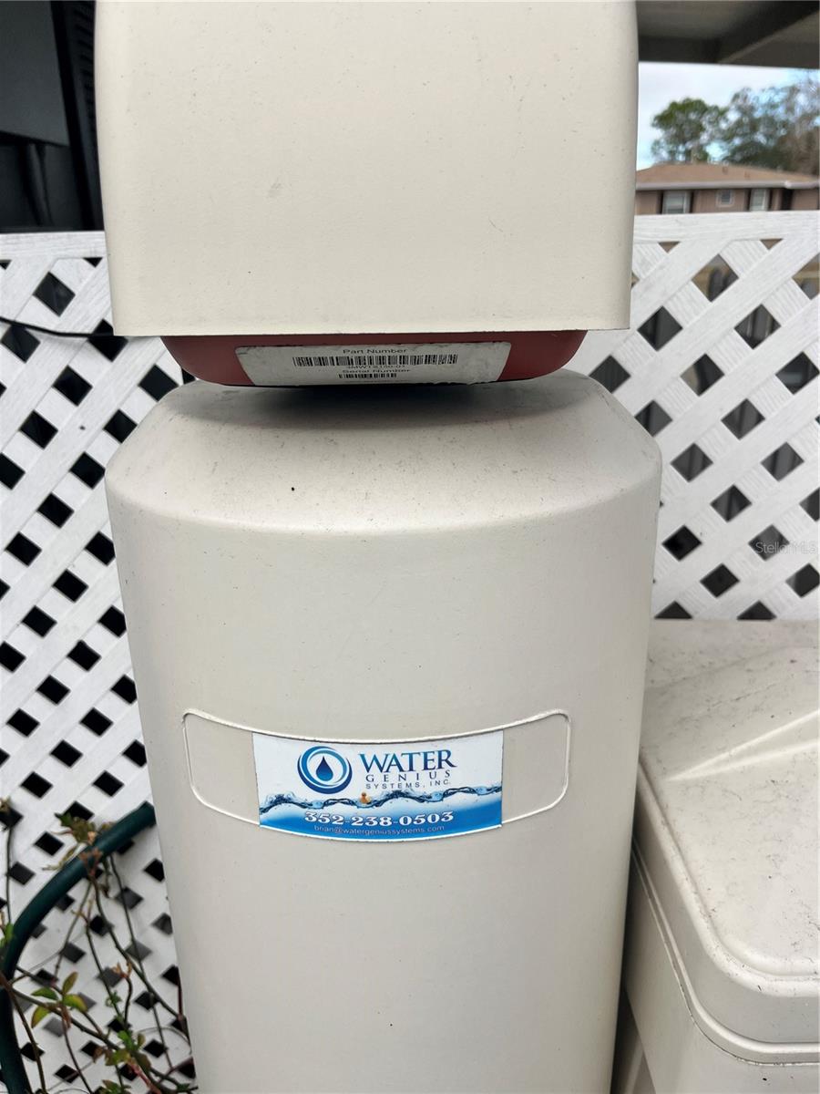 Image 76 of 80 For 1128 Trellis Avenue