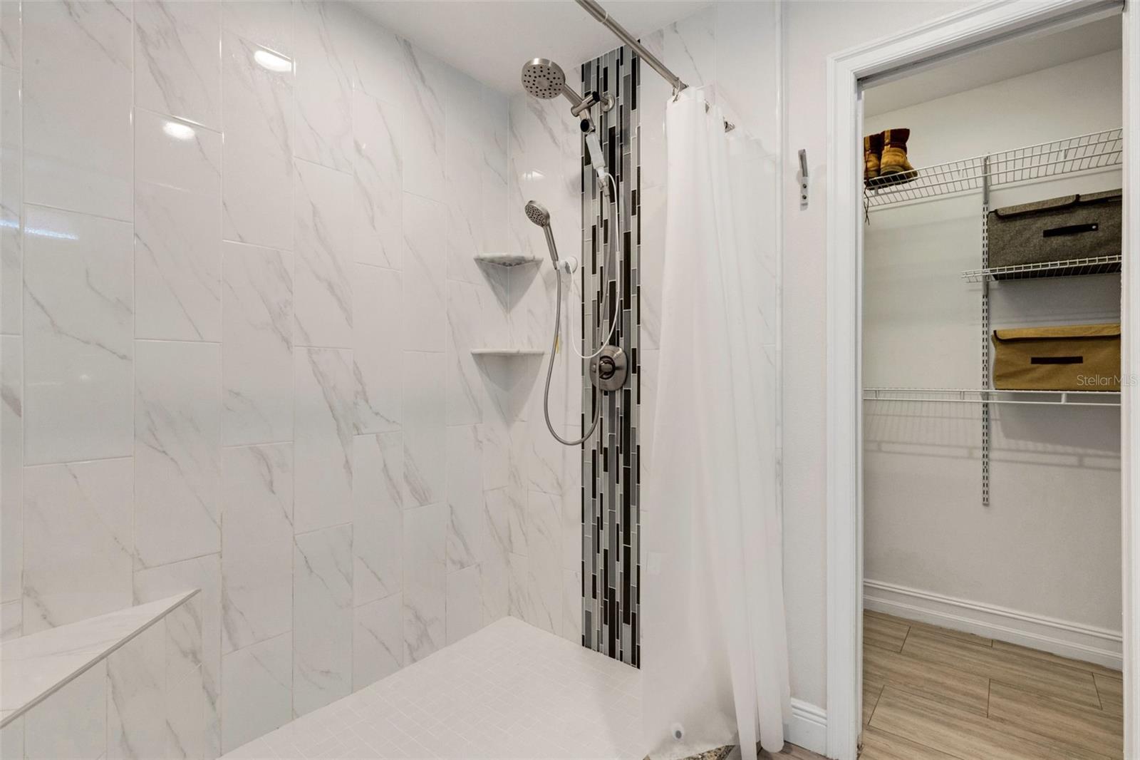 Image 11 of 39 For 2914 Lake Avenue