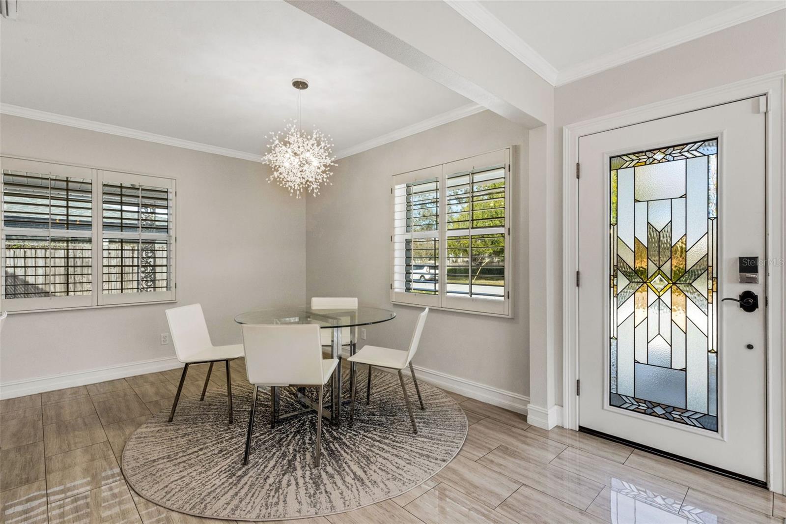 Image 22 of 39 For 2914 Lake Avenue