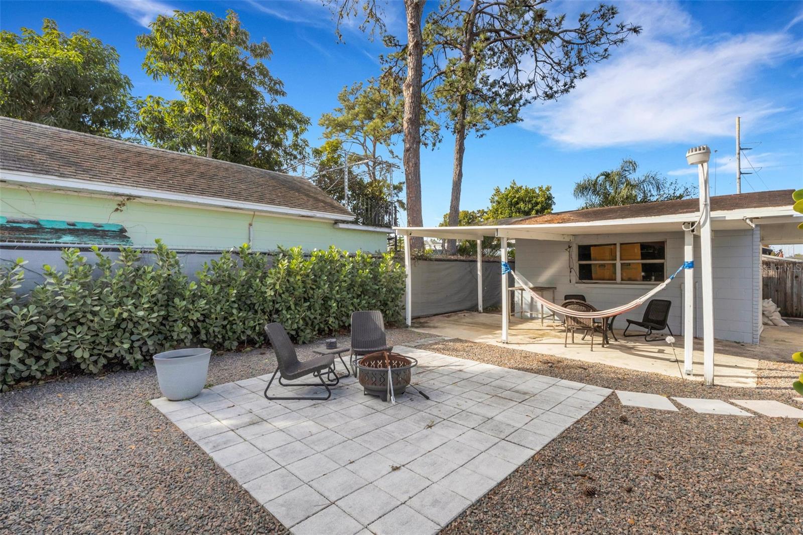 Image 38 of 39 For 2914 Lake Avenue