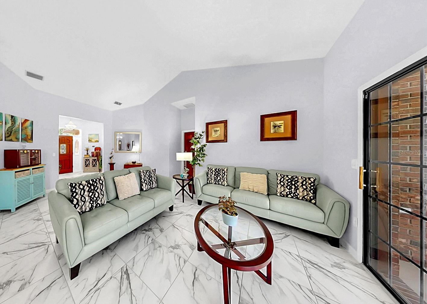 Image 15 of 77 For 13607 2nd Avenue E