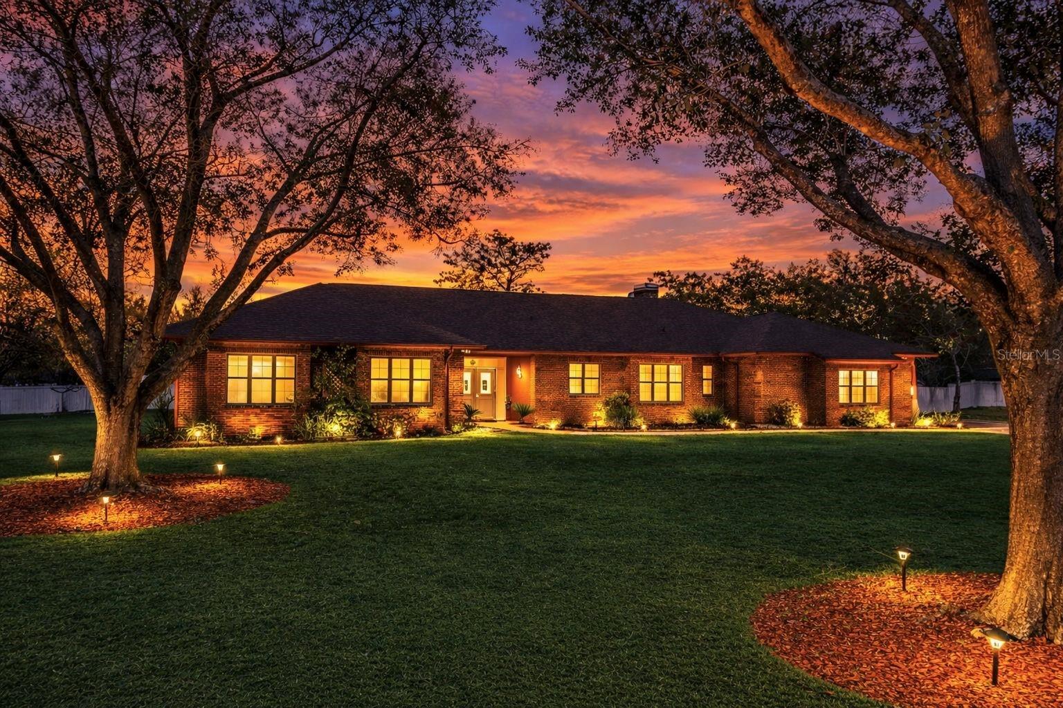 Image 2 of 77 For 13607 2nd Avenue E