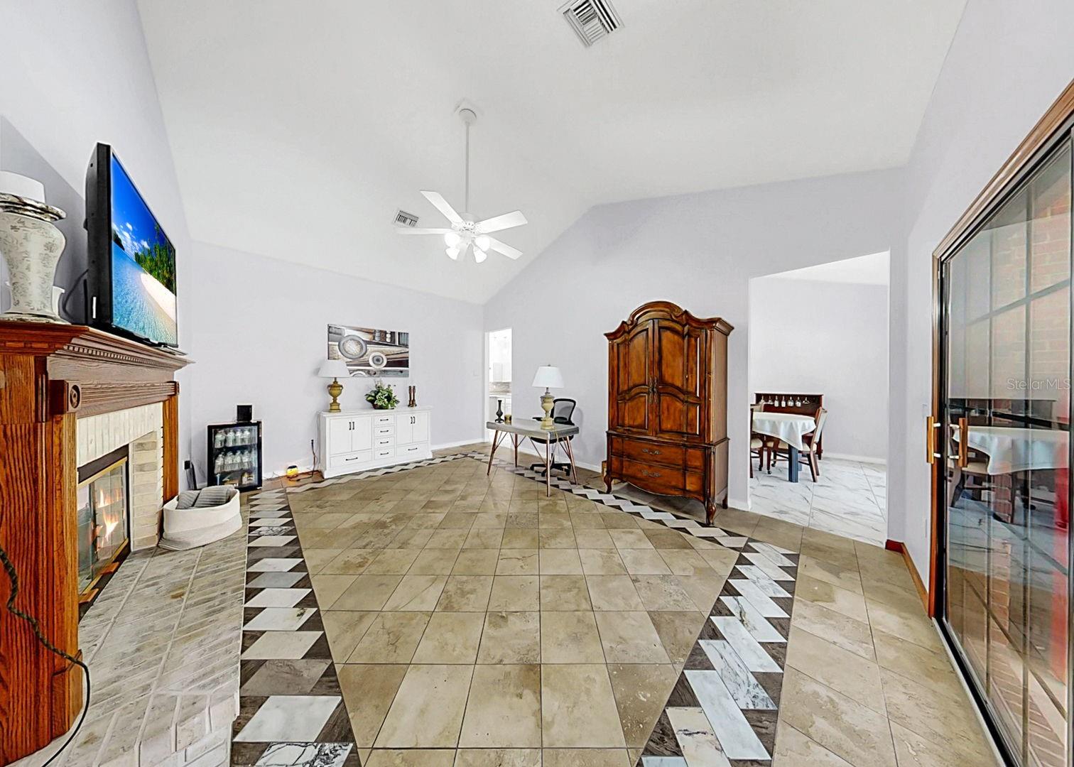 Image 38 of 77 For 13607 2nd Avenue E