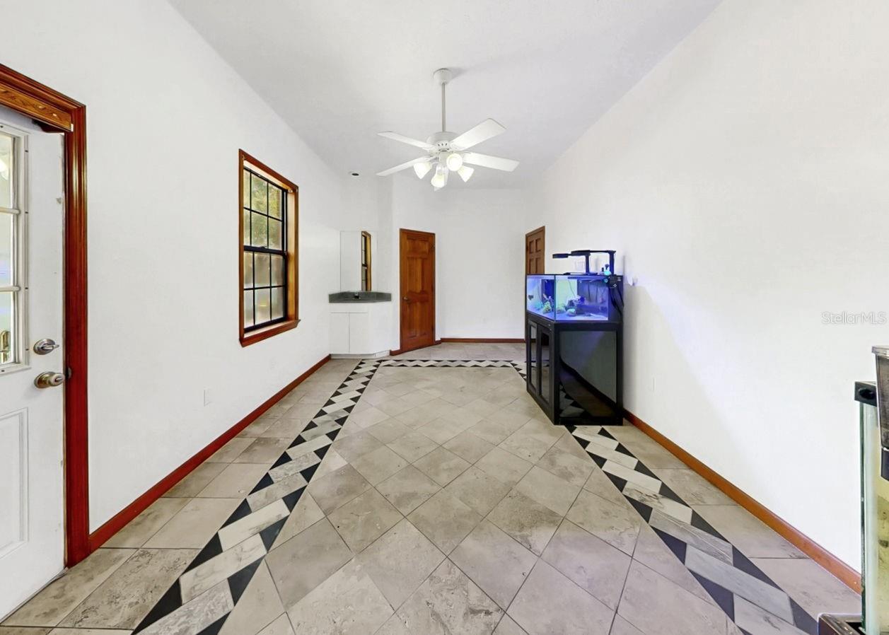 Image 40 of 77 For 13607 2nd Avenue E