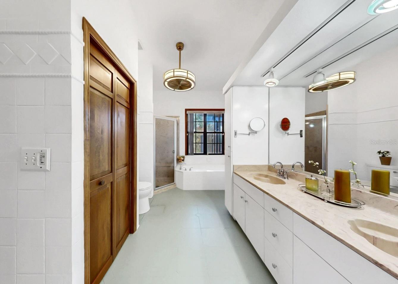 Image 47 of 77 For 13607 2nd Avenue E