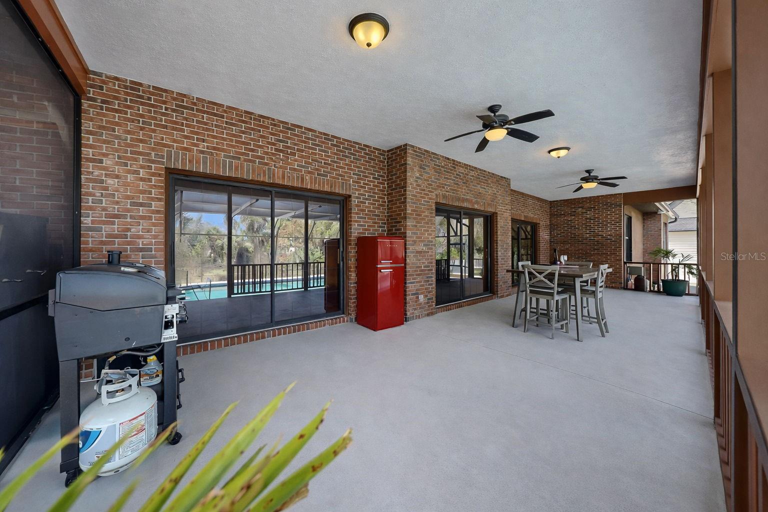 Image 62 of 77 For 13607 2nd Avenue E