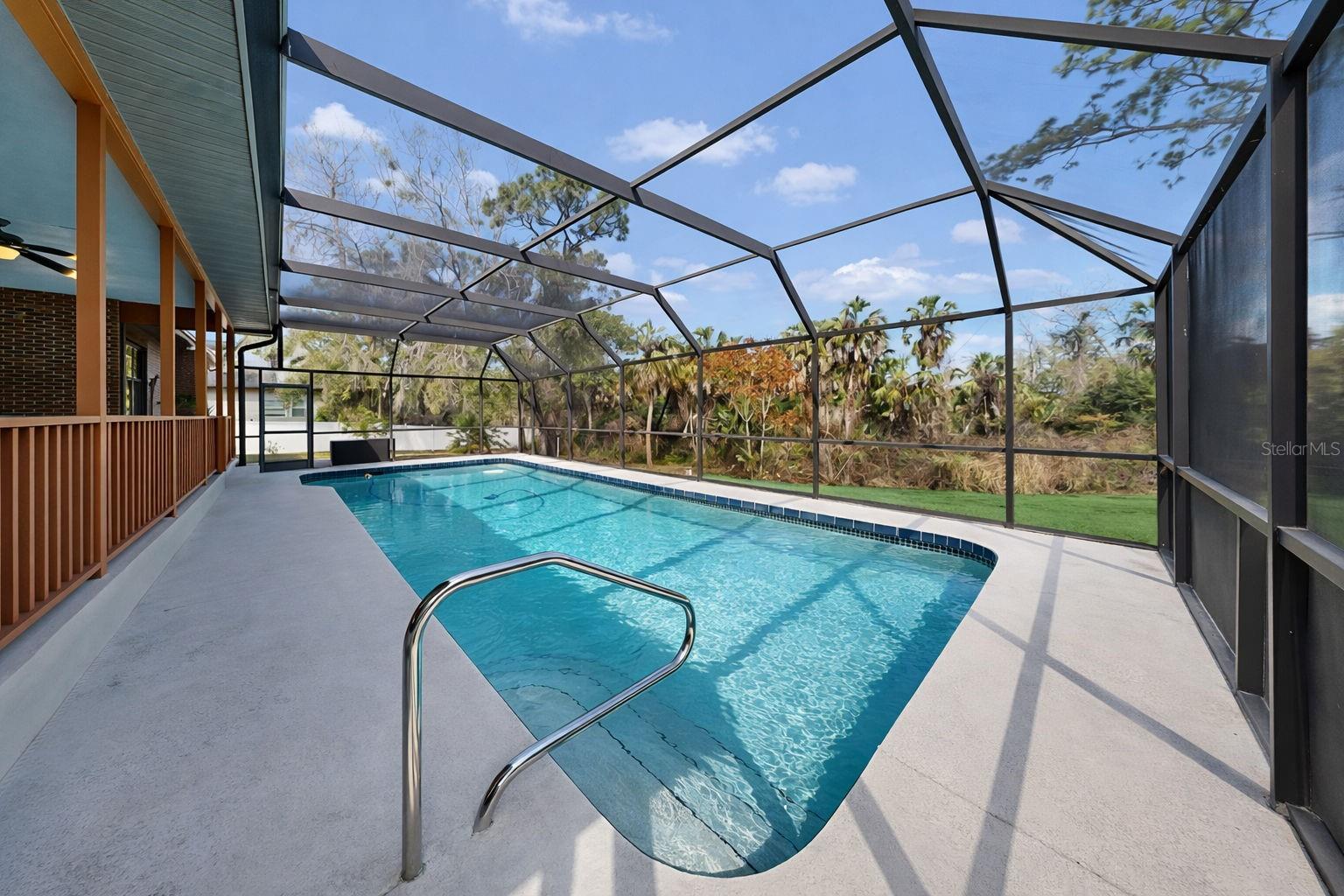 Image 69 of 77 For 13607 2nd Avenue E