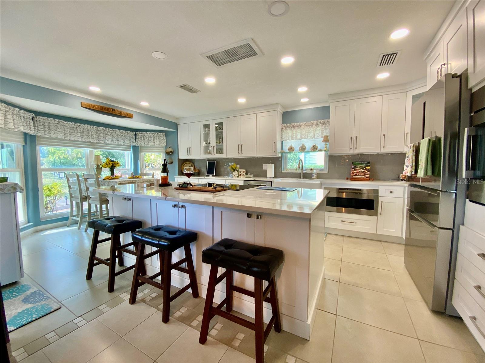 Listing photo id 15 for 3514 Links Court