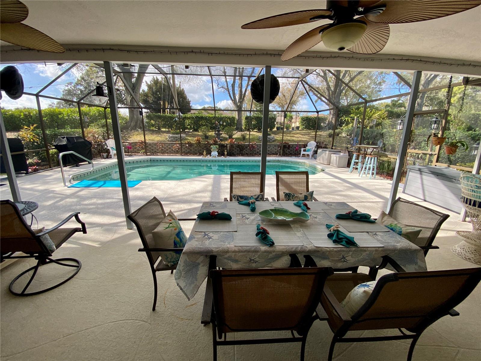 Listing photo id 0 for 3514 Links Court