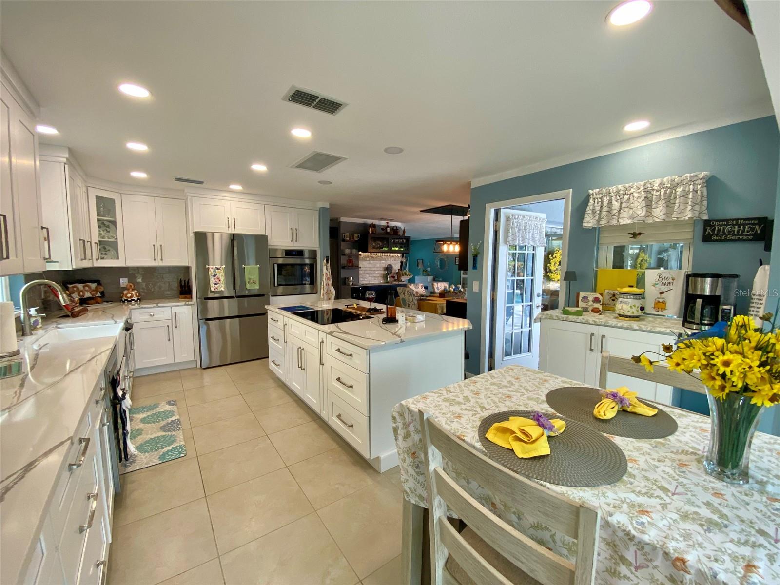 Listing photo id 23 for 3514 Links Court