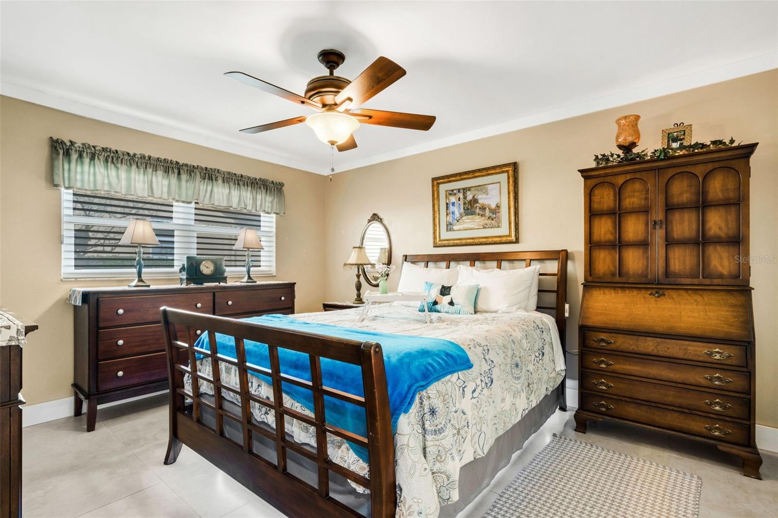 Listing photo id 49 for 3514 Links Court