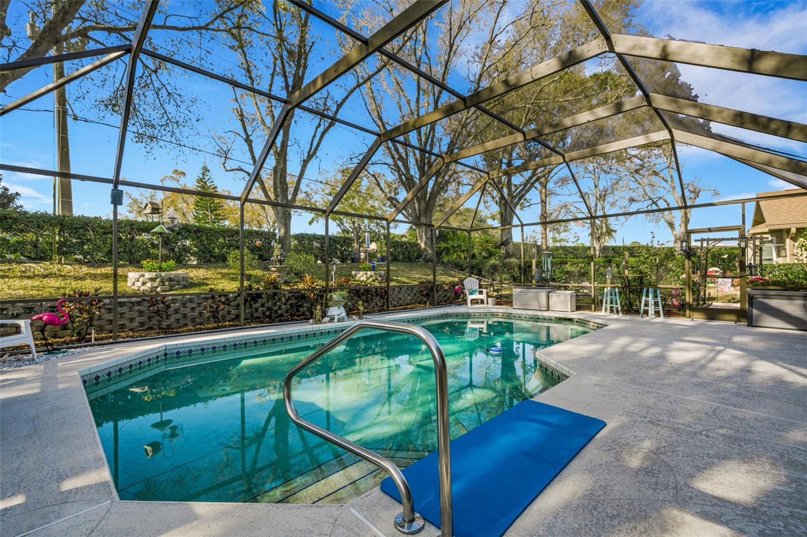 Listing photo id 61 for 3514 Links Court