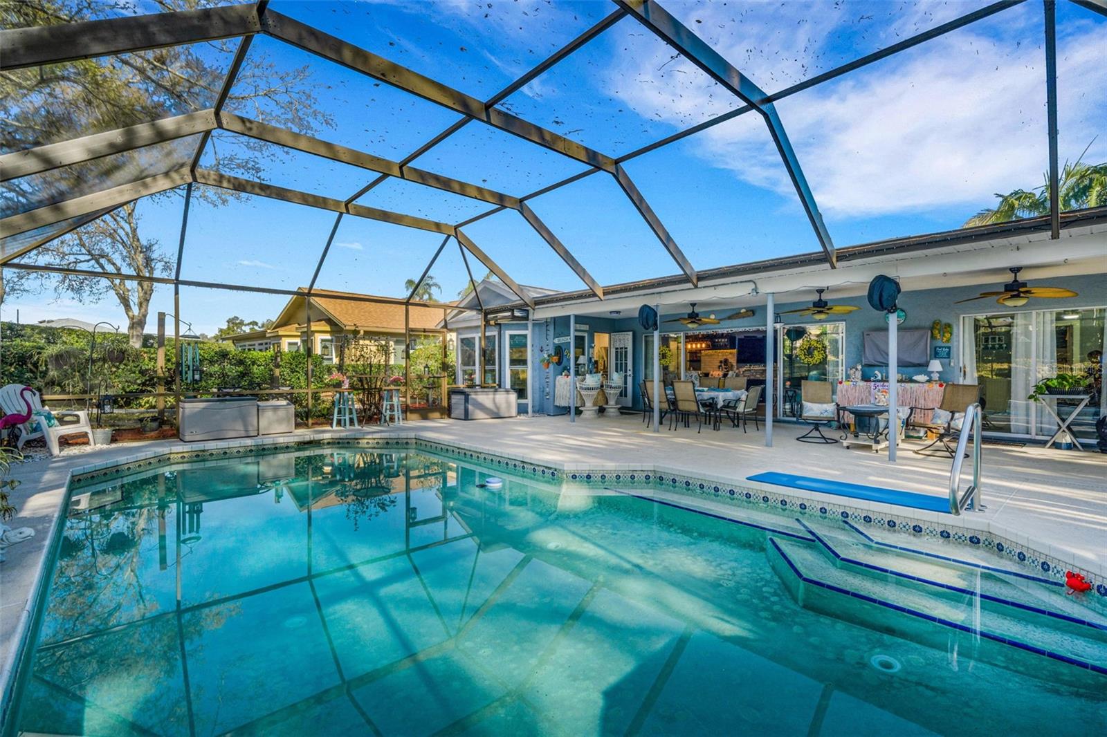 Listing photo id 62 for 3514 Links Court