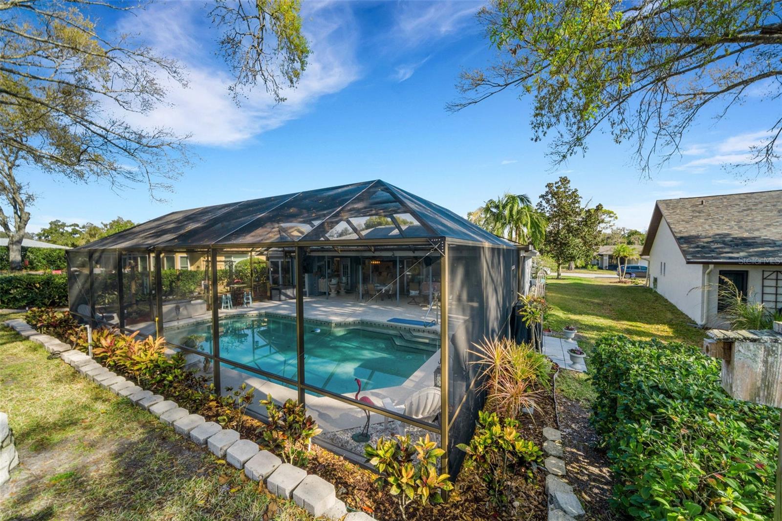 Listing photo id 66 for 3514 Links Court