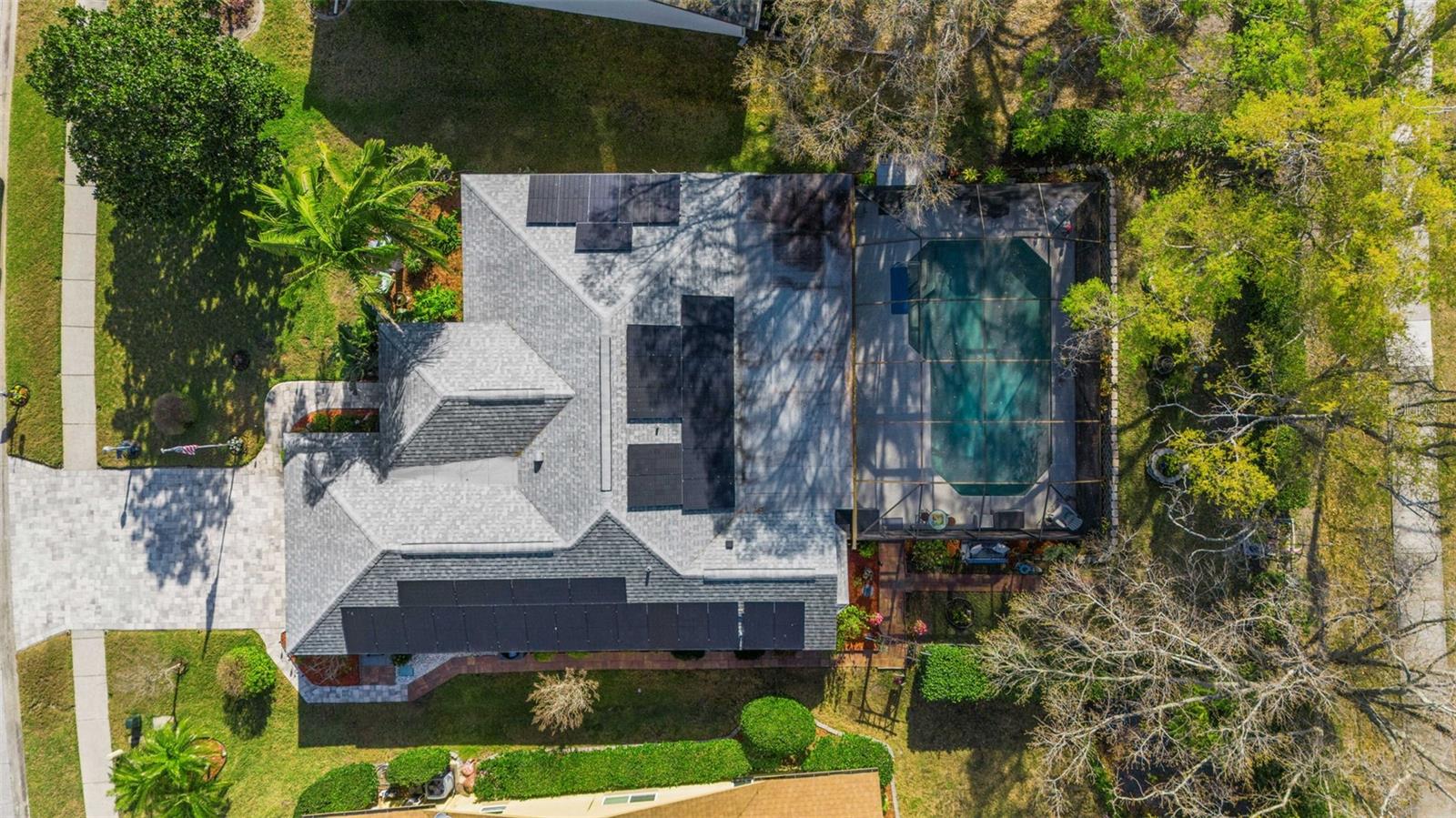 Listing photo id 78 for 3514 Links Court