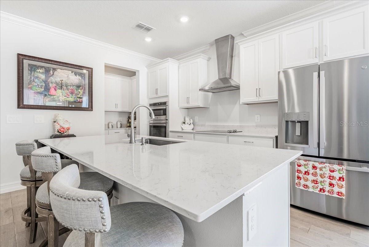 Listing photo id 5 for 18289 Pearl View Place