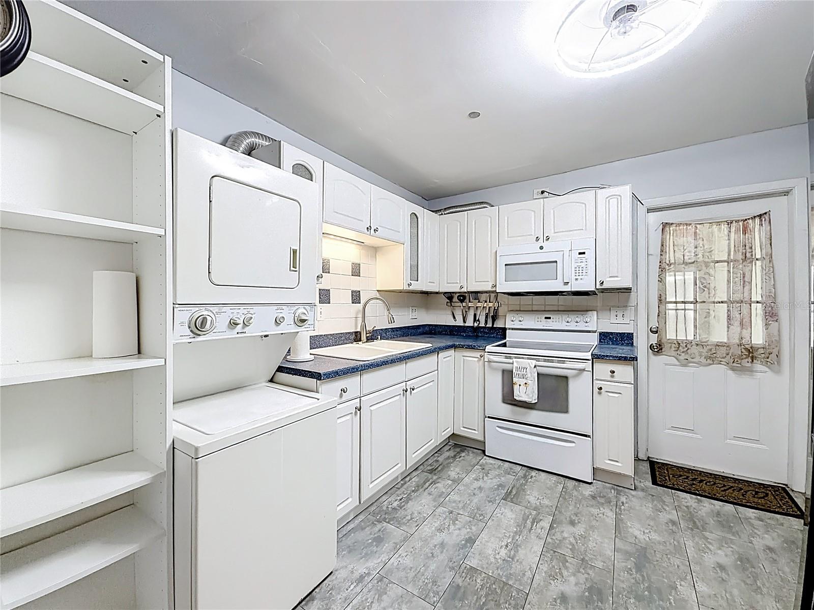 Image 11 of 23 For 5396 4th Street N 105