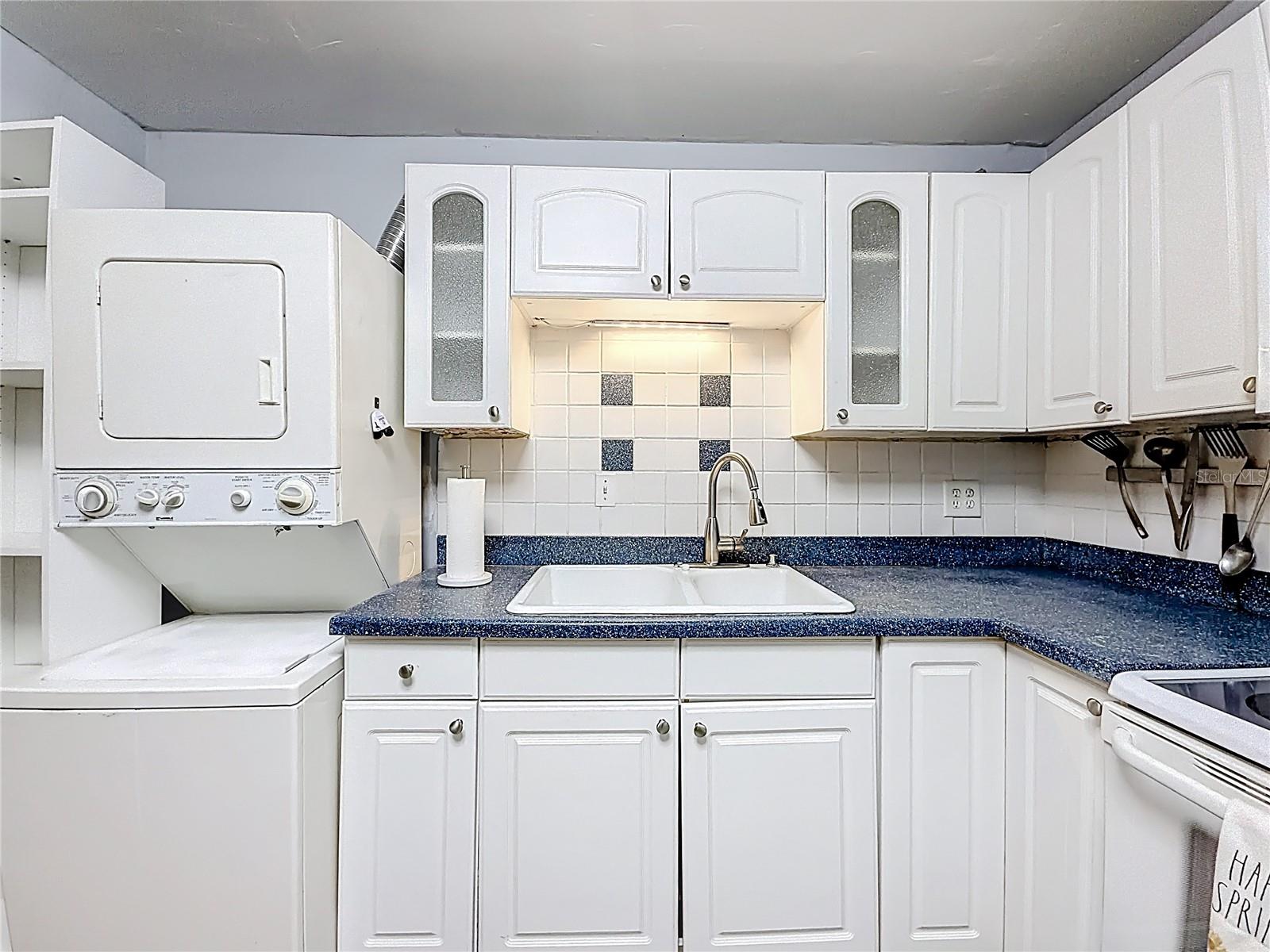 Image 9 of 23 For 5396 4th Street N 105