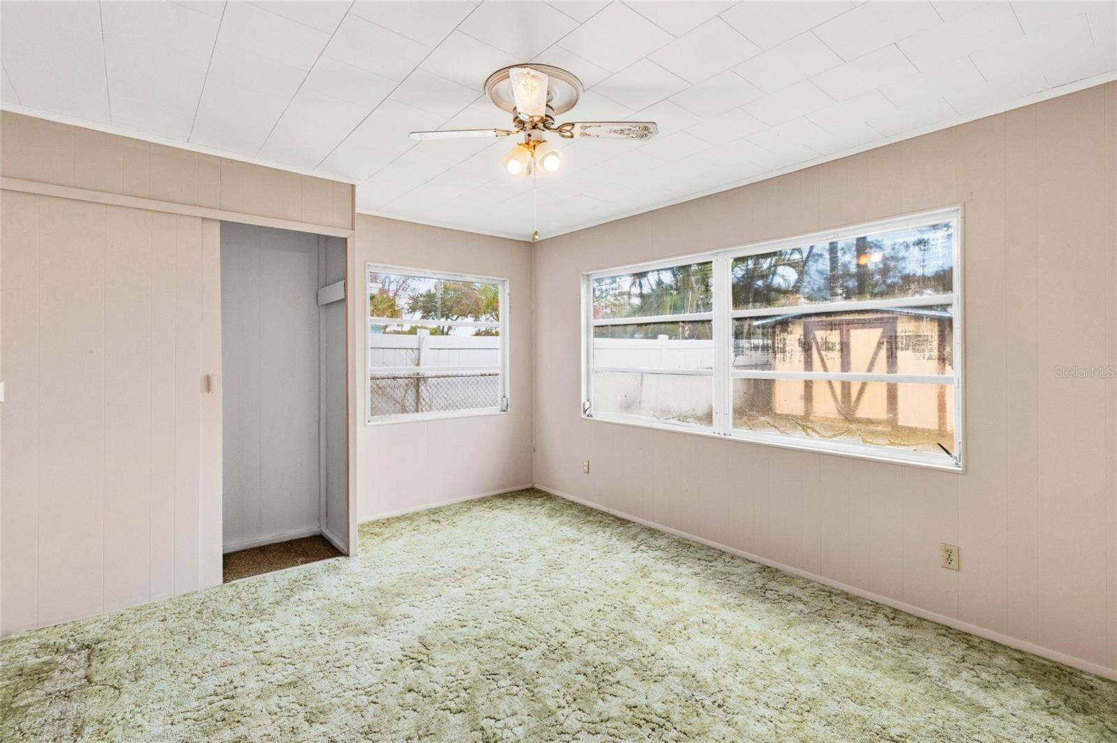 Image 18 of 28 For 6041 15th Street N