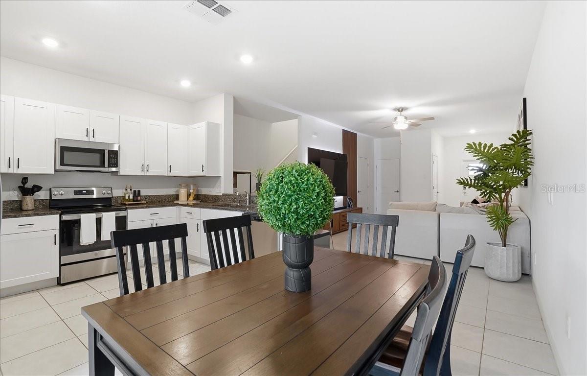 Image 13 of 44 For 10336 Trumpet Honeysuckle Way