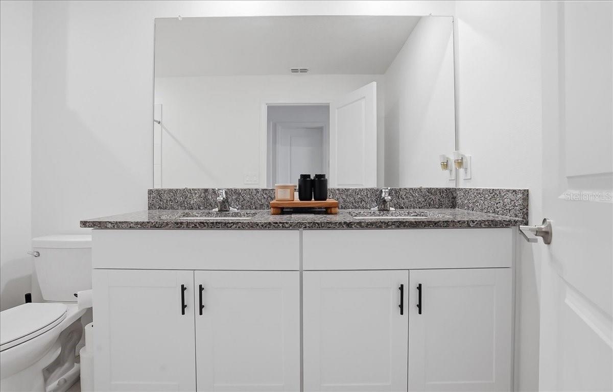 Image 30 of 44 For 10336 Trumpet Honeysuckle Way