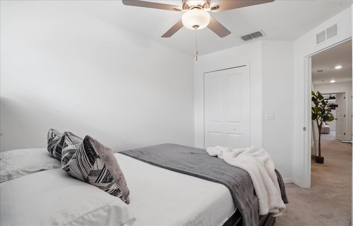 Image 38 of 44 For 10336 Trumpet Honeysuckle Way