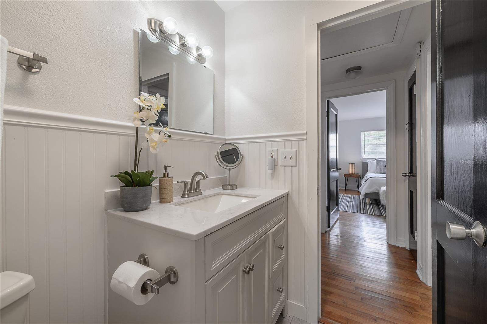 Image 22 of 32 For 920 Orient Street