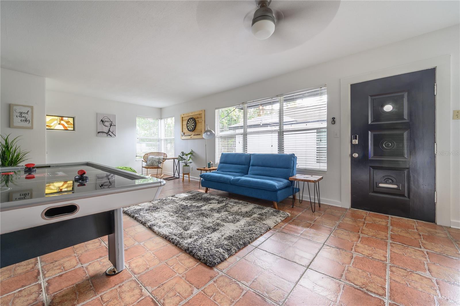 Image 25 of 32 For 920 Orient Street