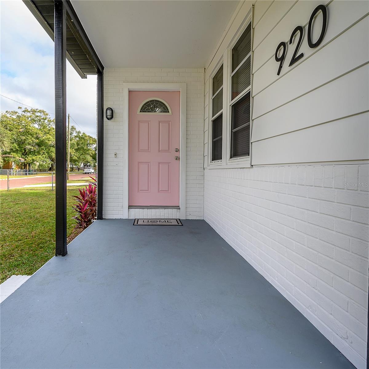 Image 4 of 32 For 920 Orient Street