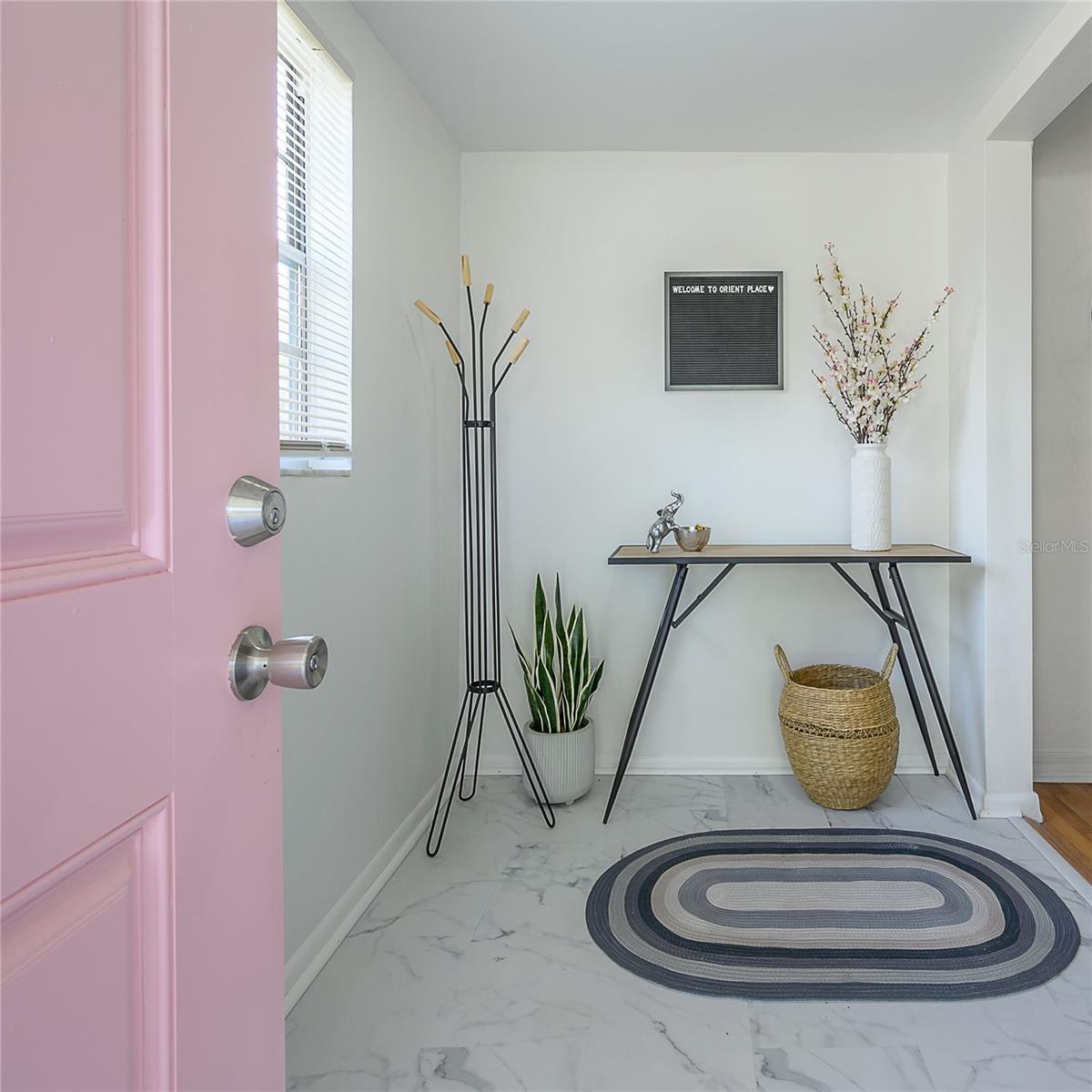 Image 5 of 32 For 920 Orient Street