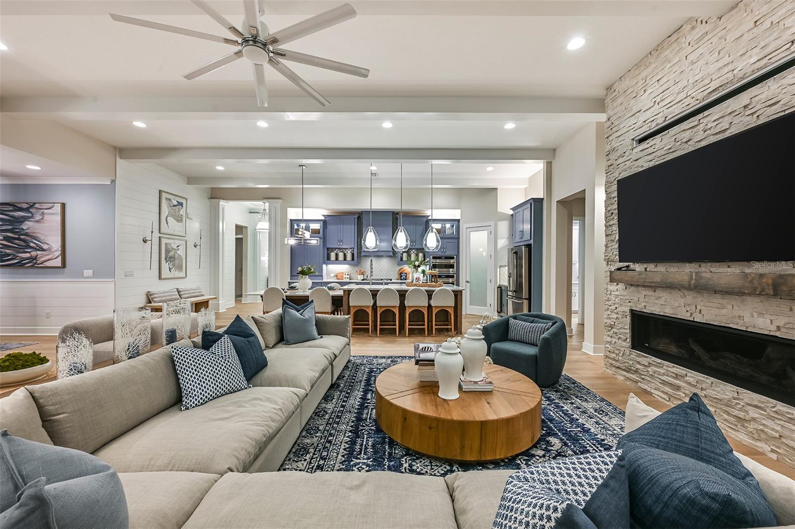 Image 14 of 34 For 4223 Springhouse Circle