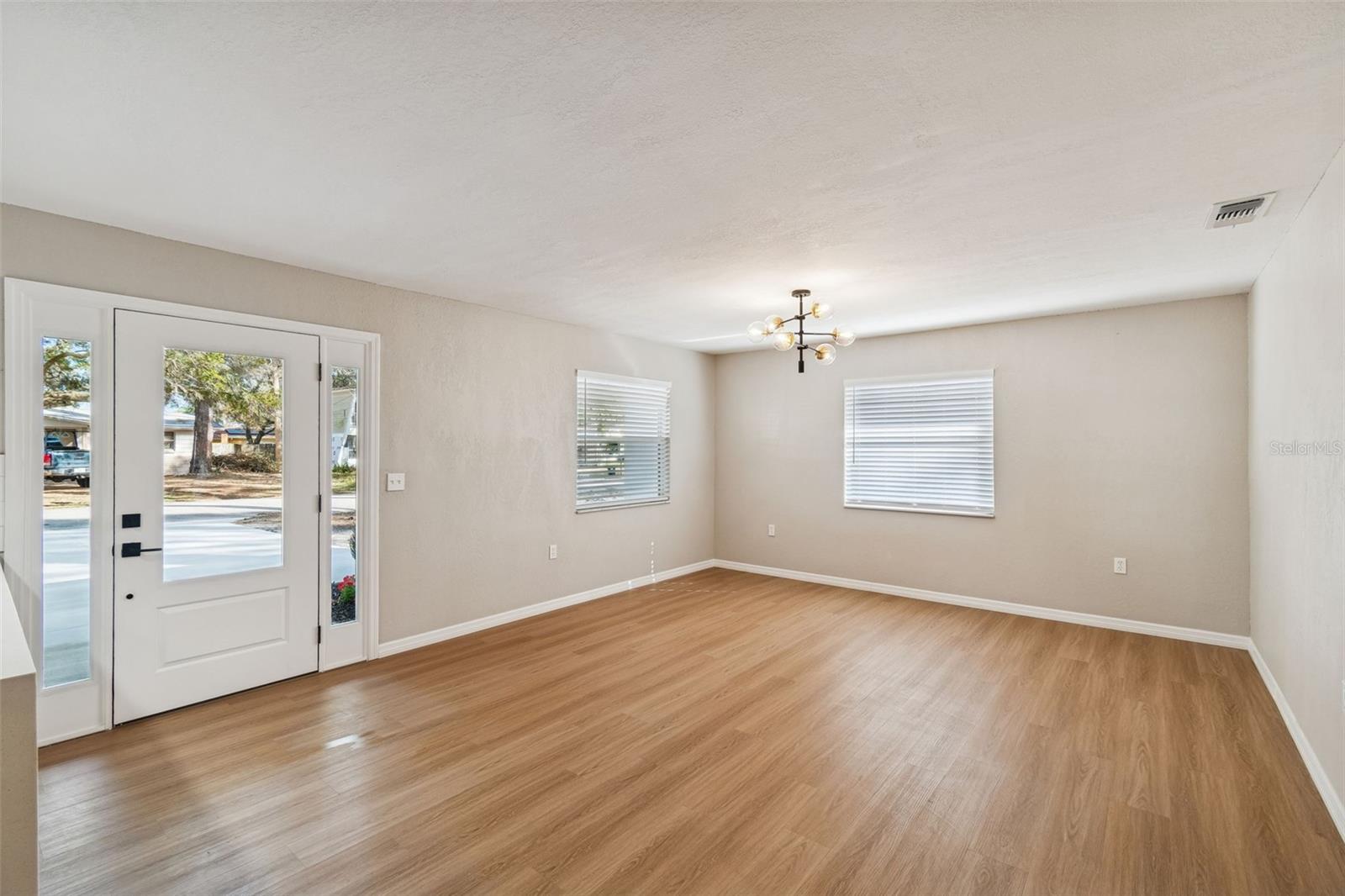 Image 10 of 18 For 7139 Pinewood Drive