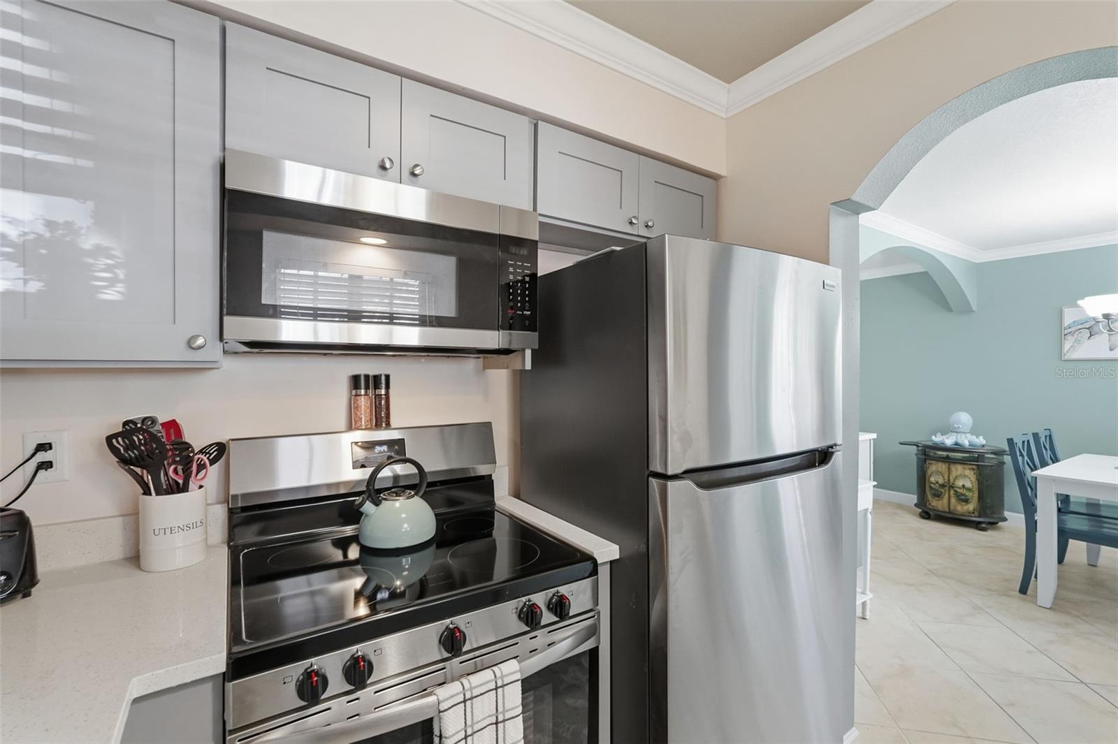 Image 13 of 30 For 19417 Gulf Boulevard B102