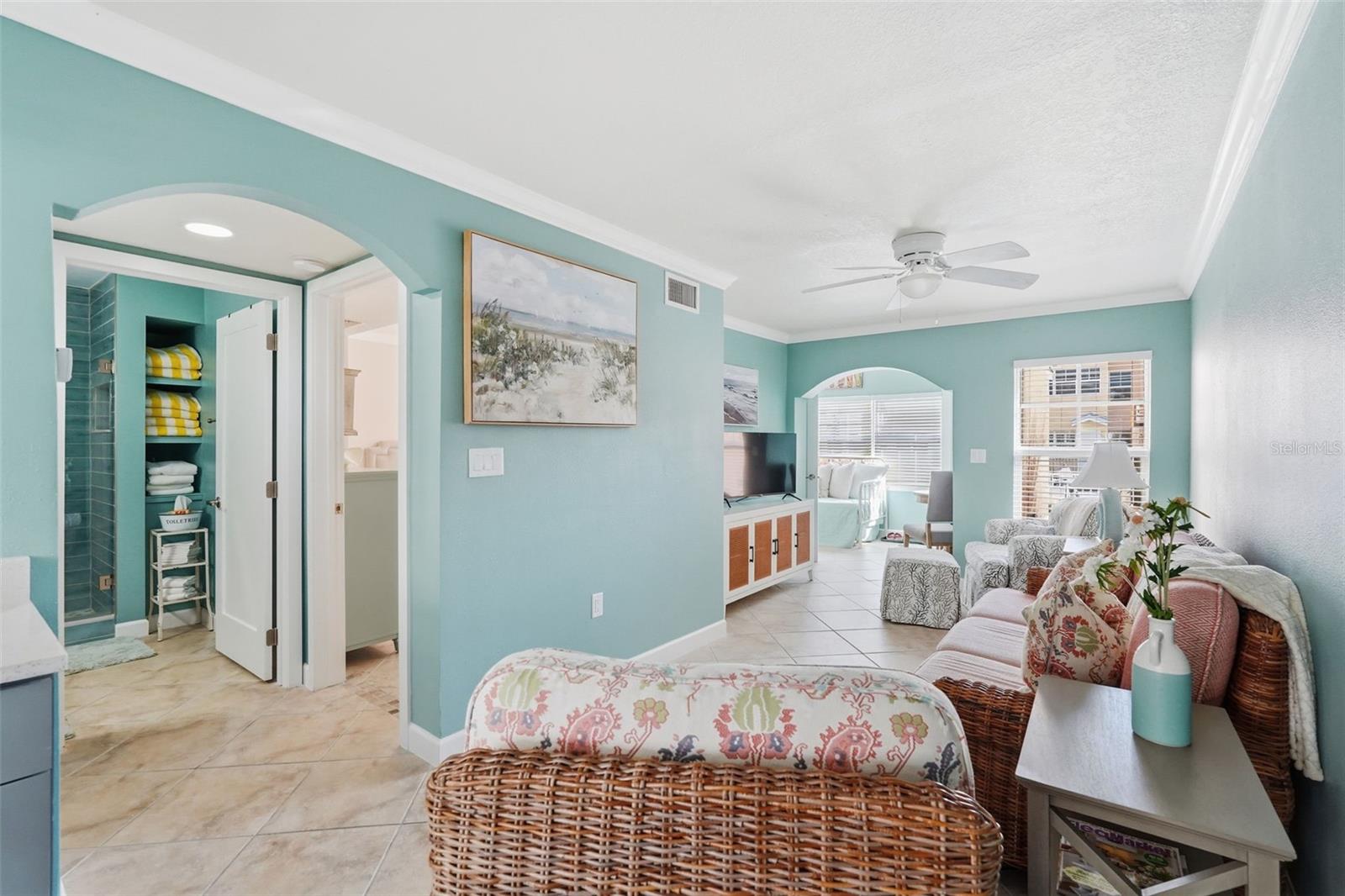 Image 15 of 30 For 19417 Gulf Boulevard B102