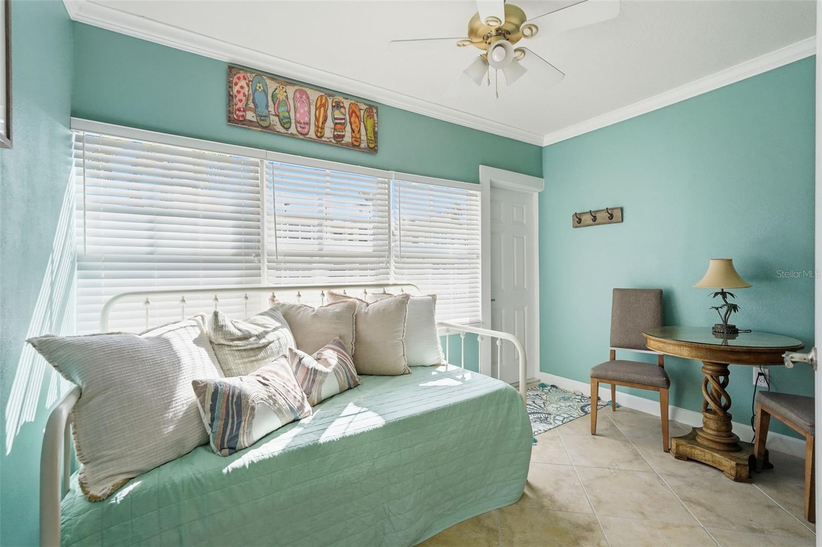 Image 21 of 30 For 19417 Gulf Boulevard B102