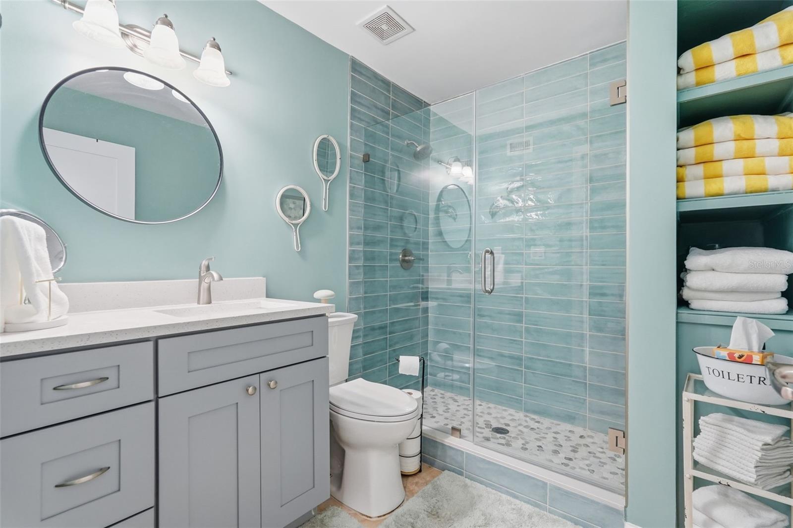 Image 23 of 30 For 19417 Gulf Boulevard B102