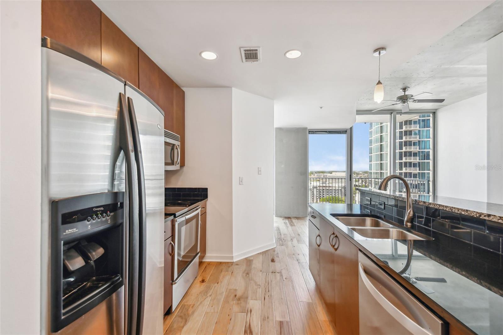 Image 12 of 46 For 777 Ashley Drive 1413